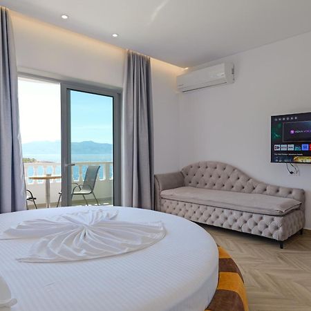 Villa Juna Beach Sarandë Exterior foto