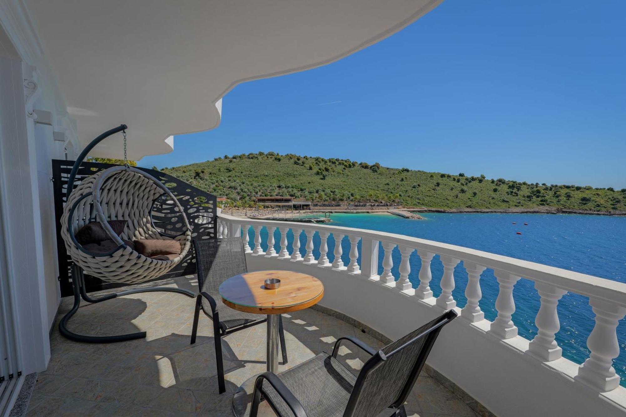 Villa Juna Beach Sarandë Exterior foto